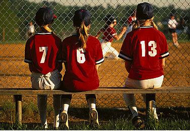 多人大逃杀赛车游戏《狂奔：皇家赛车》发布抢先体验预告